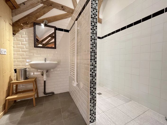 Image No.15-2 Bed House for sale