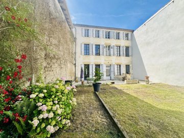 02ec1befd2ee886a87f65a2defaef91807d46f4a6c403