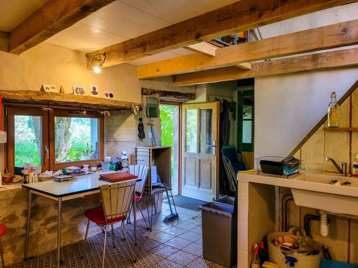 Image No.12-5 Bed House for sale