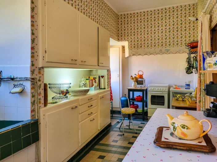 Image No.7-5 Bed House for sale