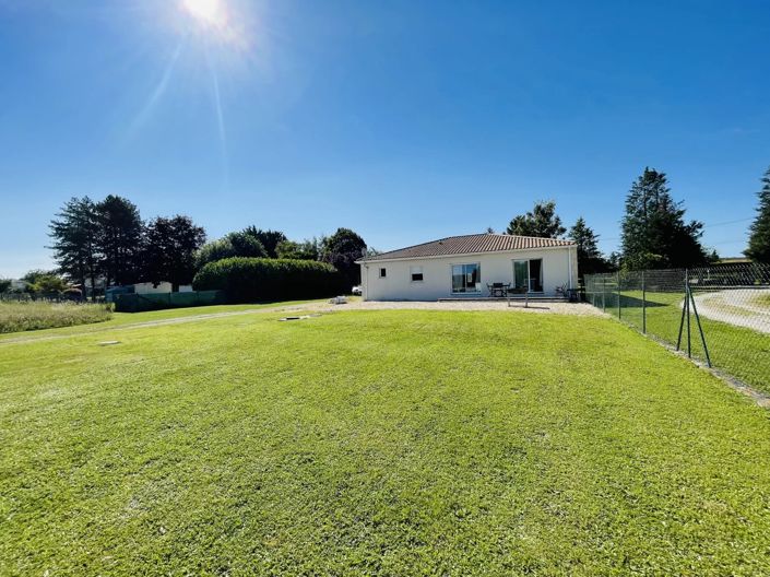 Image No.2-3 Bed House for sale