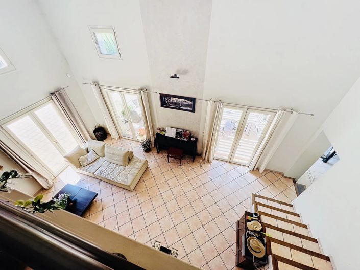 Image No.13-7 Bed House for sale