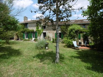 1 - Moutiers-sous-Argenton, House
