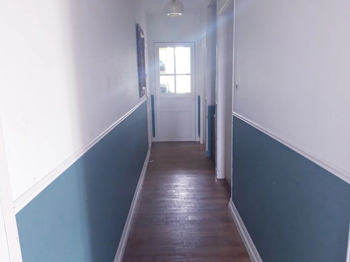 Image No.8-4 Bed House for sale