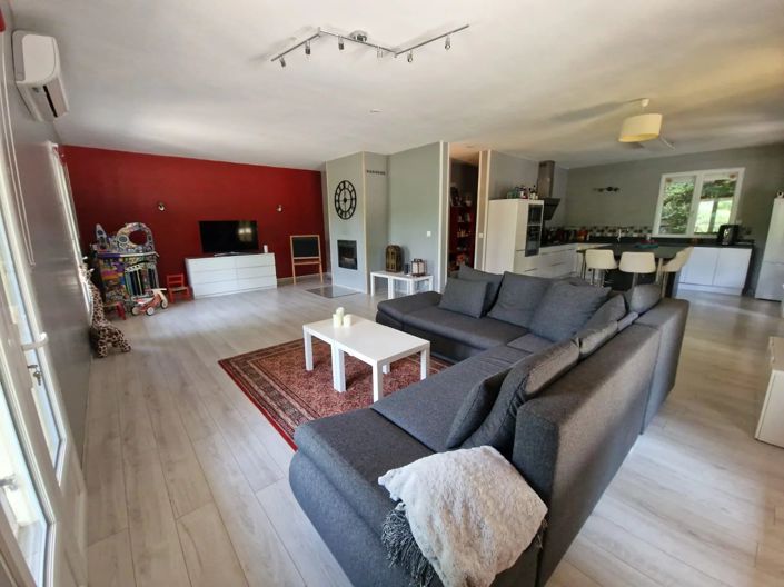 Image No.5-4 Bed House for sale