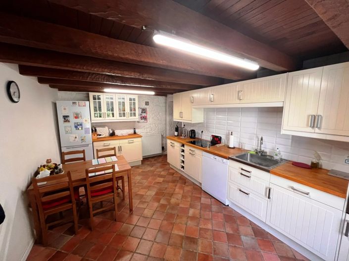 Image No.13-4 Bed House for sale