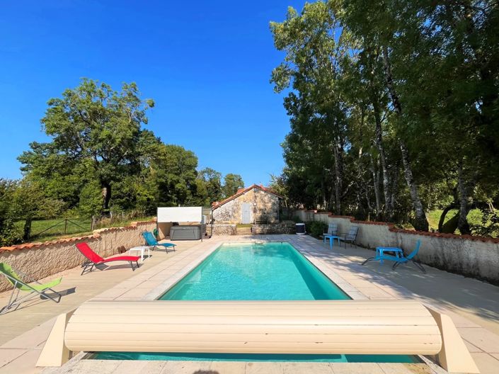 Image No.2-4 Bed House for sale