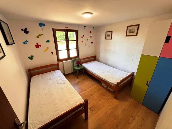 Image No.6-4 Bed House for sale