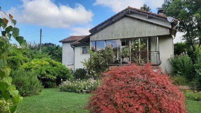 1 - Pillac, Village House