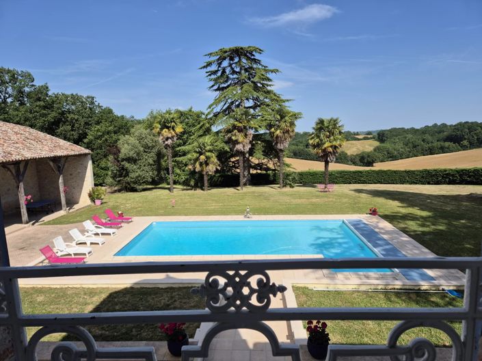 Image No.12-5 Bed House for sale