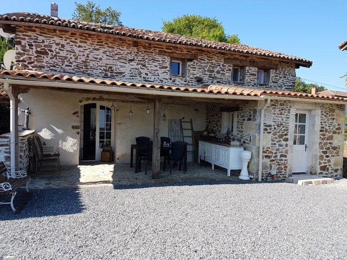 Image No.1-3 Bed Village House for sale