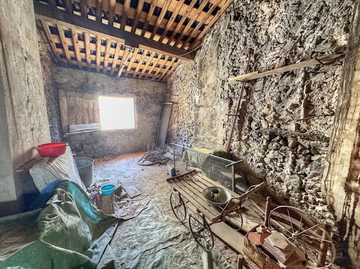 Image No.10-Maison de village de 3 chambres à vendre à Aups