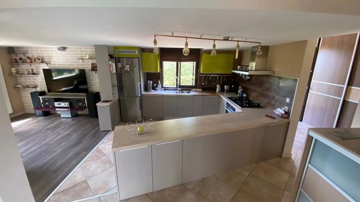 Image No.6-Maison de 4 chambres à vendre à La Roque-d'Anthéron