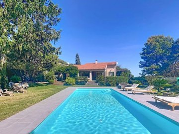 bef087f21845d6af1ed072aebb54eac5100261f561192