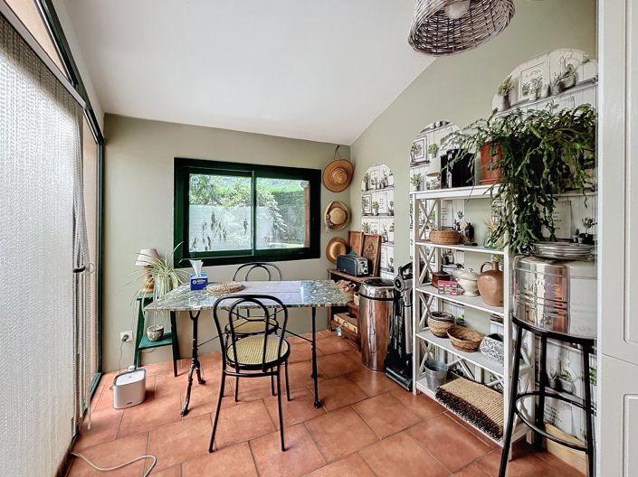 Image No.7-Maison de 5 chambres à vendre à Estoher