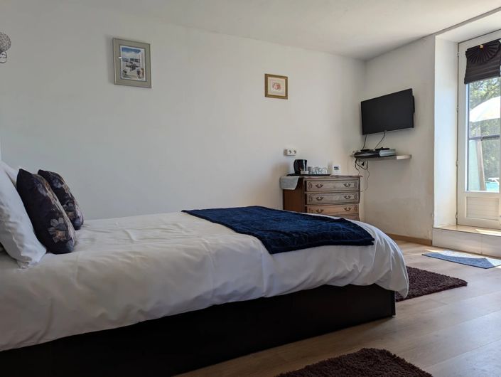 Image No.10-9 Bed House for sale