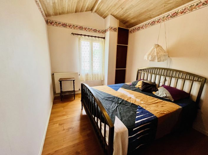 Image No.10-5 Bed Village House for sale