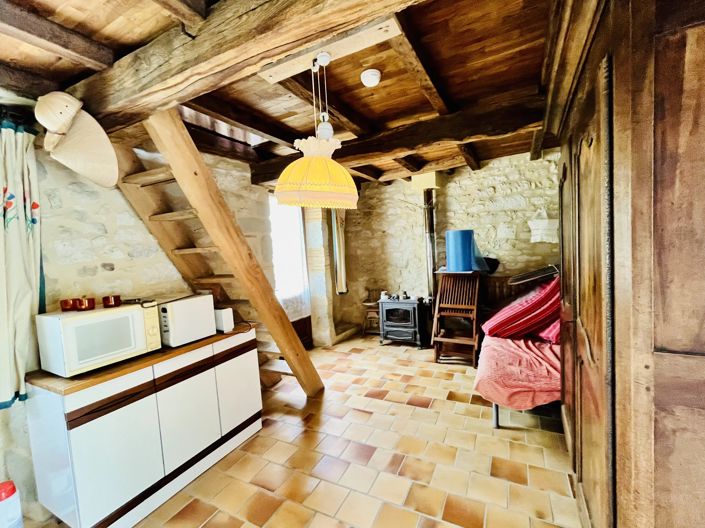 Image No.9-5 Bed Village House for sale