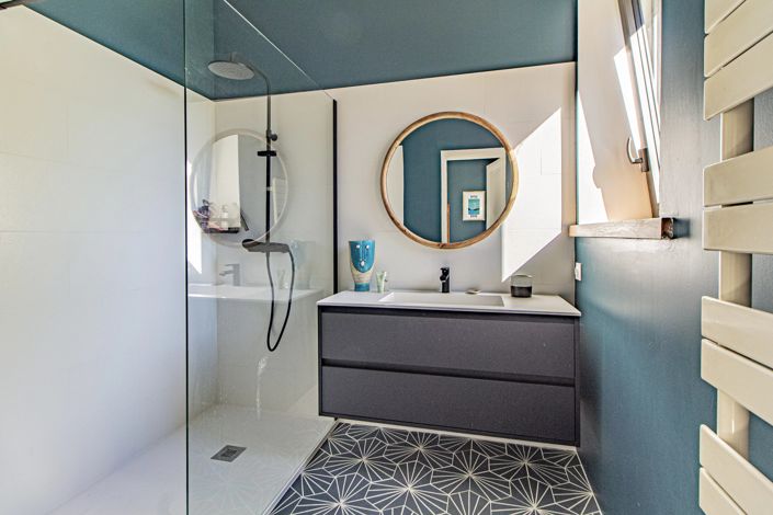 Image No.12-5 Bed House for sale