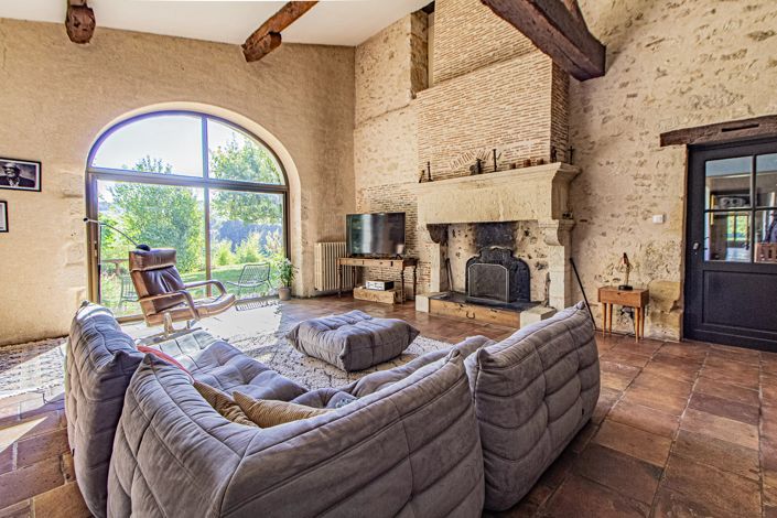 Image No.4-5 Bed House for sale