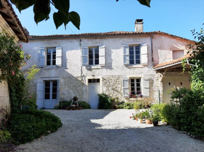 Image No.1-4 Bed Village House for sale