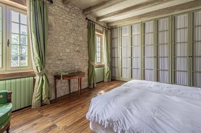 69709e653a98a440dedf00bd6350482a9d5483346a192