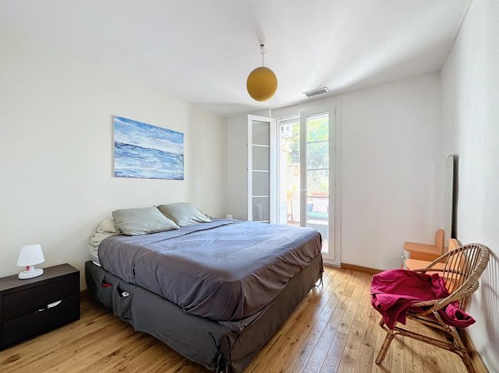 Image No.13-4 Bed House for sale