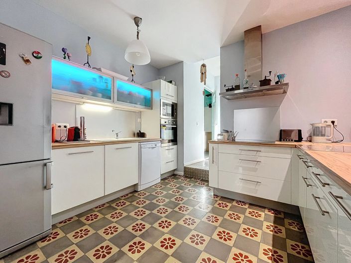 Image No.4-4 Bed House for sale