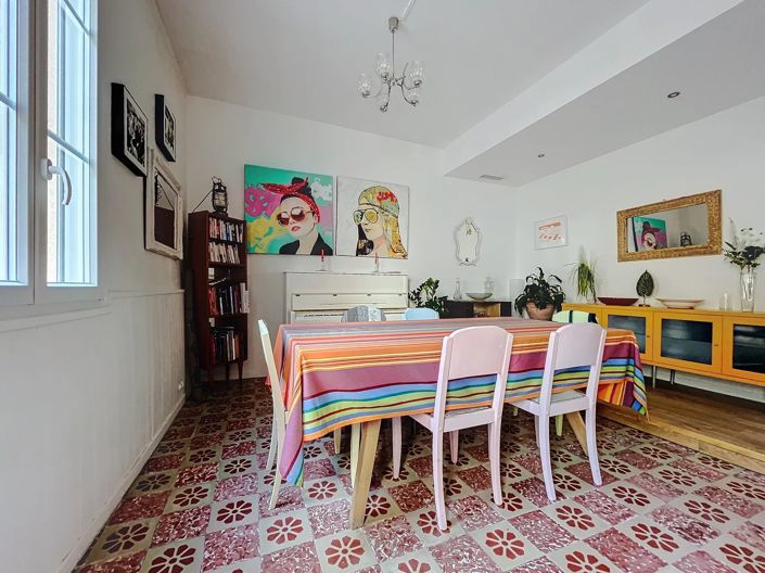 Image No.5-4 Bed House for sale