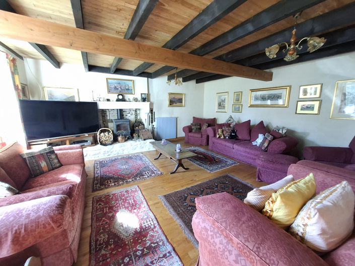 Image No.3-5 Bed House for sale