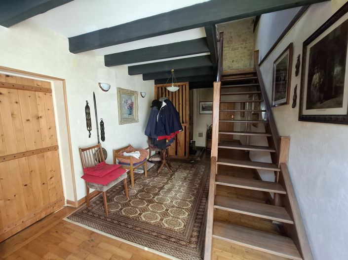 Image No.5-5 Bed House for sale