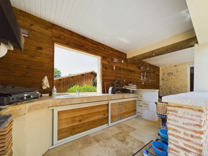 Image No.10-4 Bed Village House for sale