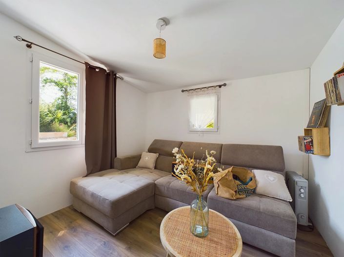 Image No.11-4 Bed Village House for sale