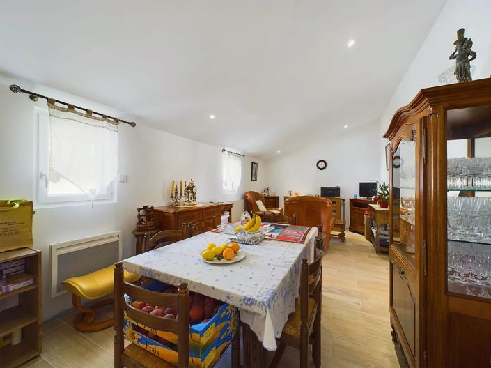 Image No.12-4 Bed Village House for sale