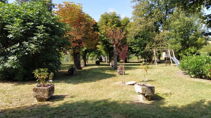 Image No.12-5 Bed House for sale