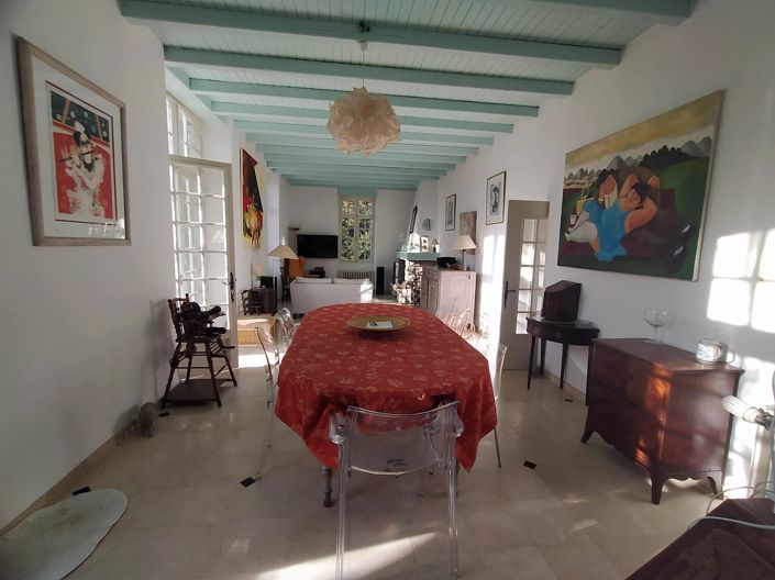 Image No.3-5 Bed House for sale