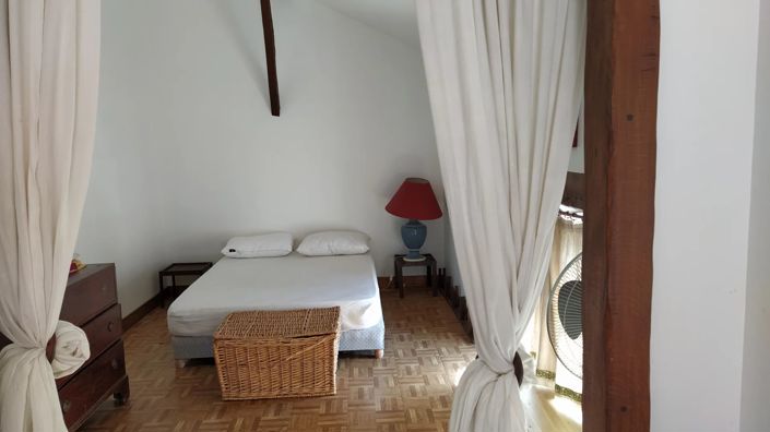 Image No.9-5 Bed House for sale