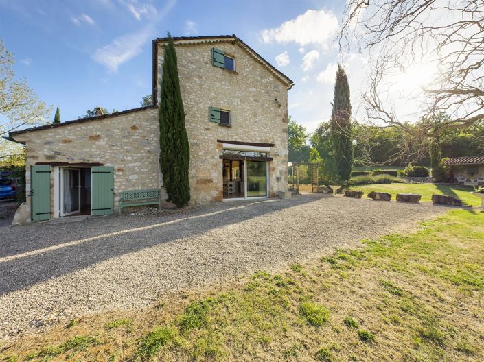 Image No.15-3 Bed House for sale