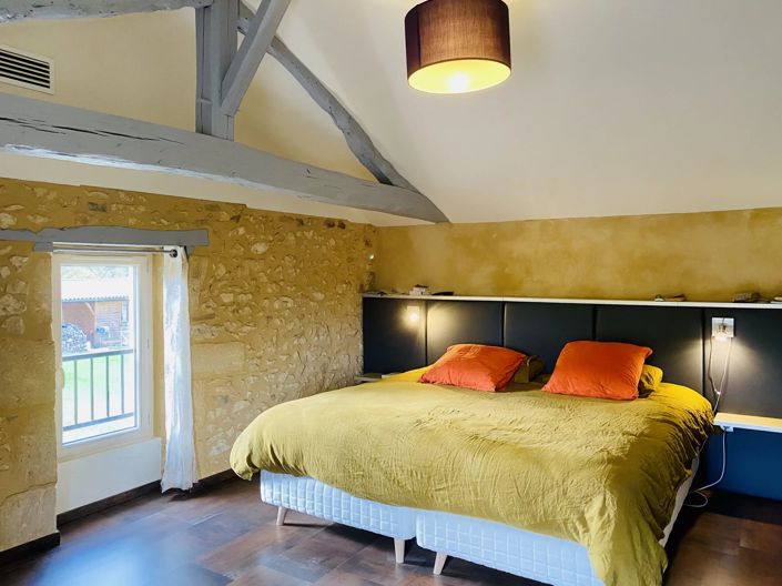 Image No.7-9 Bed House for sale