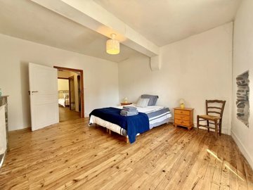 fb97215d2c63da278b3228653728f03ec6a178ddd8403