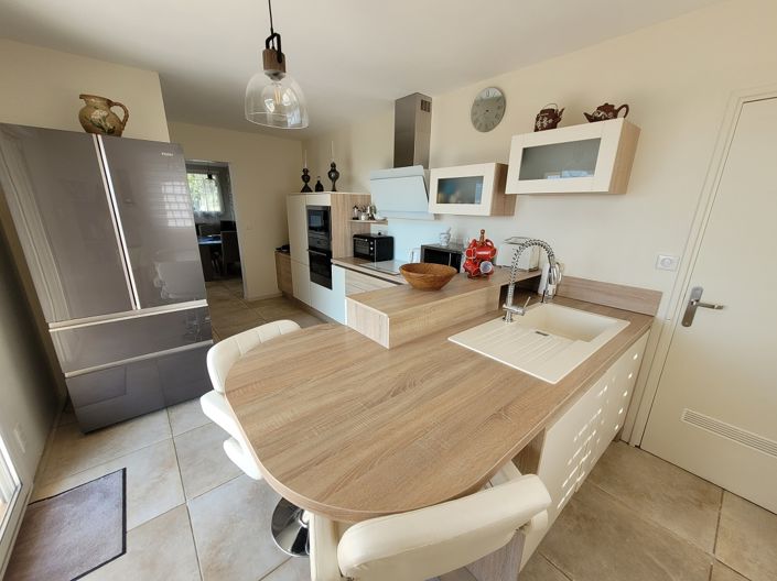 Image No.13-3 Bed House for sale