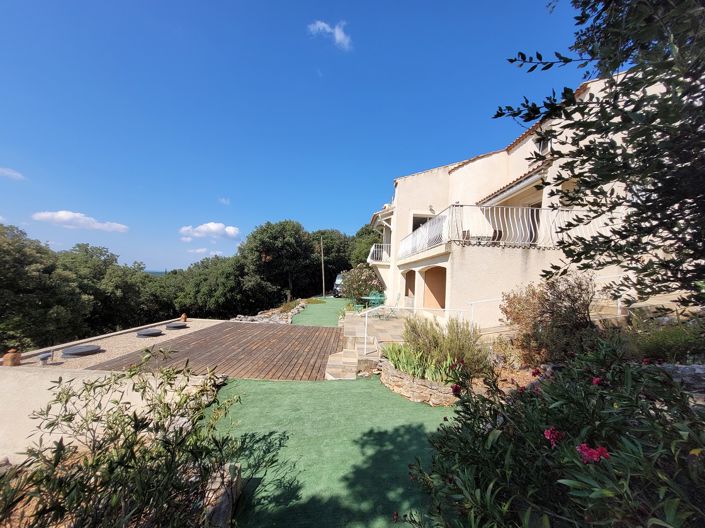 Image No.3-3 Bed House for sale