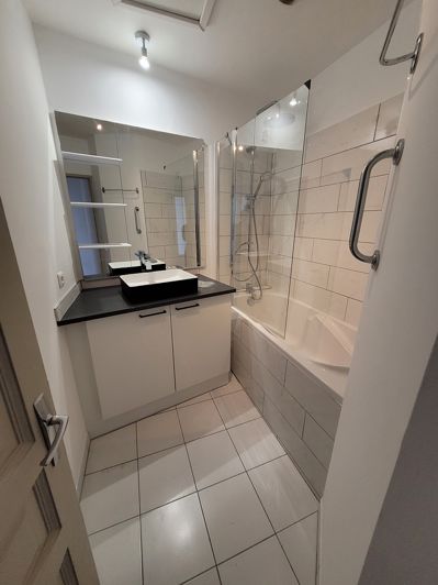 Image No.10-3 Bed House for sale