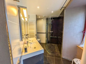 fcb26b81ed7fbdb2a4ddc8096c801e6d3eead1aaca192