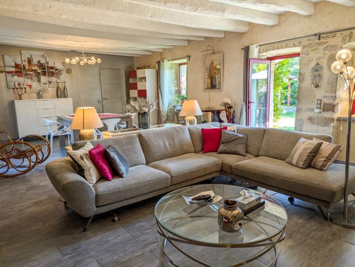 Image No.4-6 Bed House for sale