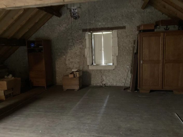 Image No.14-4 Bed House for sale