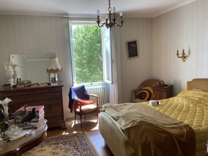 Image No.8-4 Bed House for sale