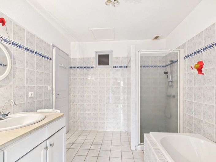 Image No.11-Maison de 5 chambres à vendre à Saint-Estèphe