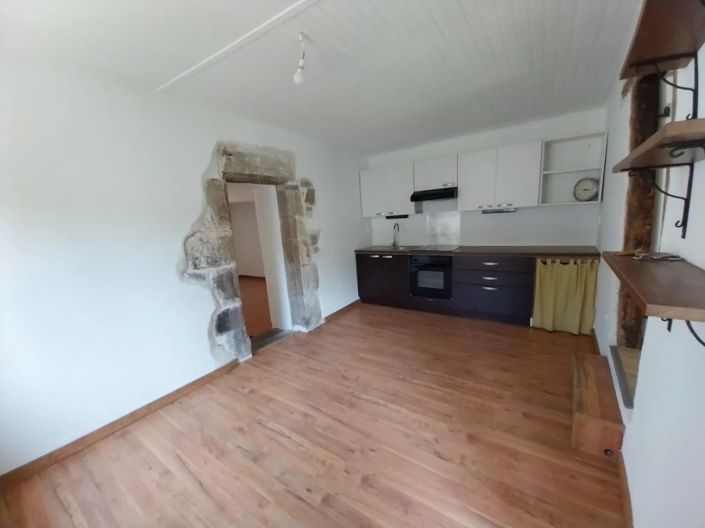 Image No.3-3 Bed House for sale