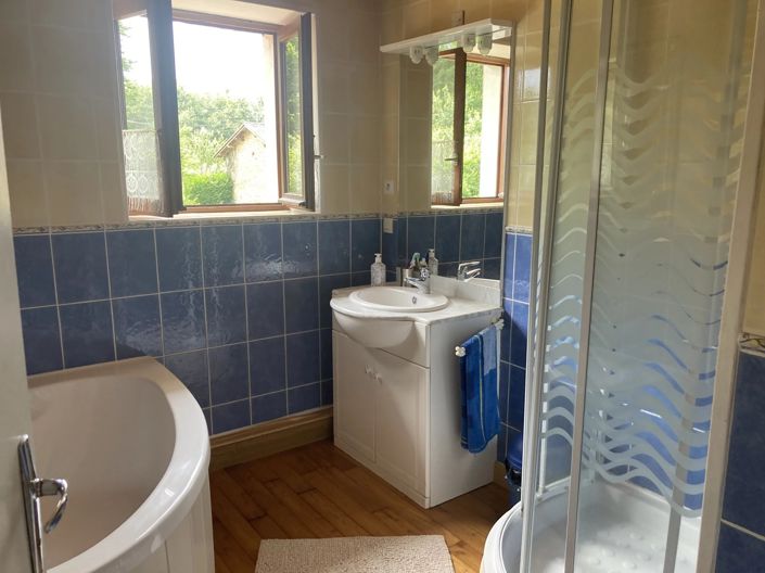 Image No.15-4 Bed House for sale